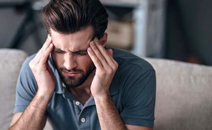 اگر سردرد دارید بخوانید! کمبود این ویتامین_ها باعث سردرد می_شود.