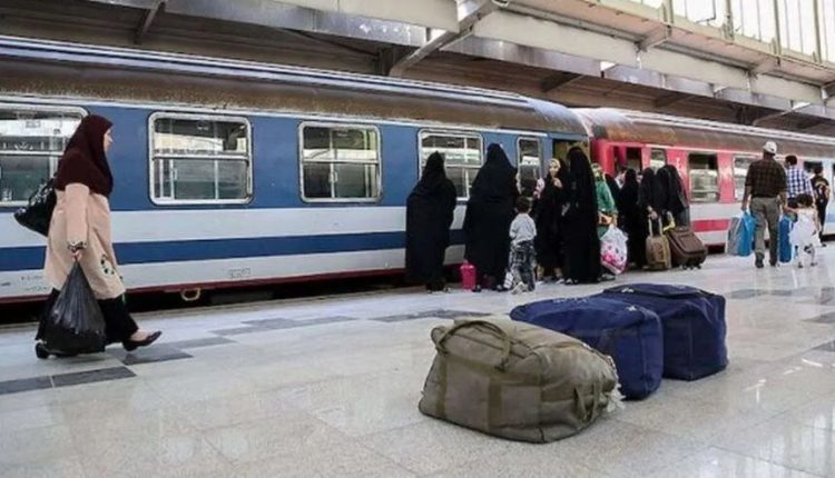 مسافران-راه-آهن-میلیونی-شدند