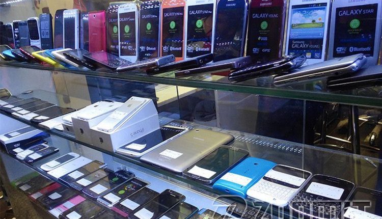 برای-استفاده-روزانه-چه-موبایلی-بخریم؟-قیمت-روز-گوشی_های-سامسونگ-و-شیائومی.
