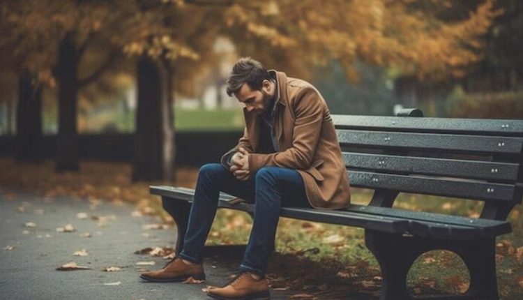این افراد در پاییز افسرده می_شوند علائم افسردگی