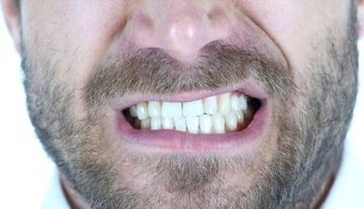 نوشیدنی_ای-که-دندان-سالم-برای_تان-نمی_گذارد.