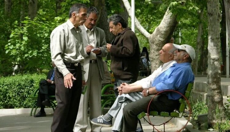 1 – واریزی ویژه برای این بازنشستگان حسابتان را چک کنید.