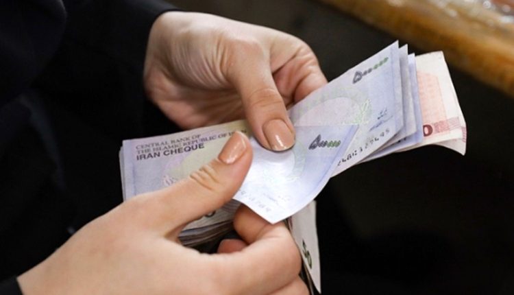 افزایش-مستمری-والدین-شهدا-تصویب-شد