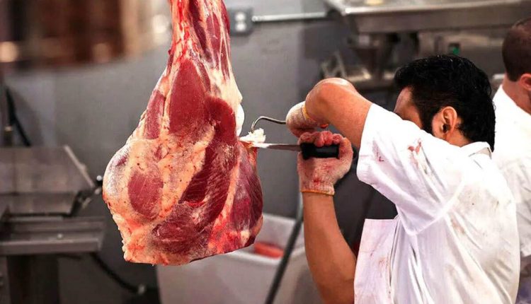 قیمت گوشت قرمز امروز شنبه ۲۵ اسفند راسته گوساله چند؟.
