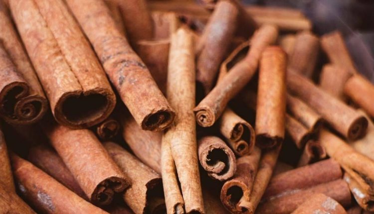 دارچین-می‌تواند-اثر-داروها-را-تغییر-دهد