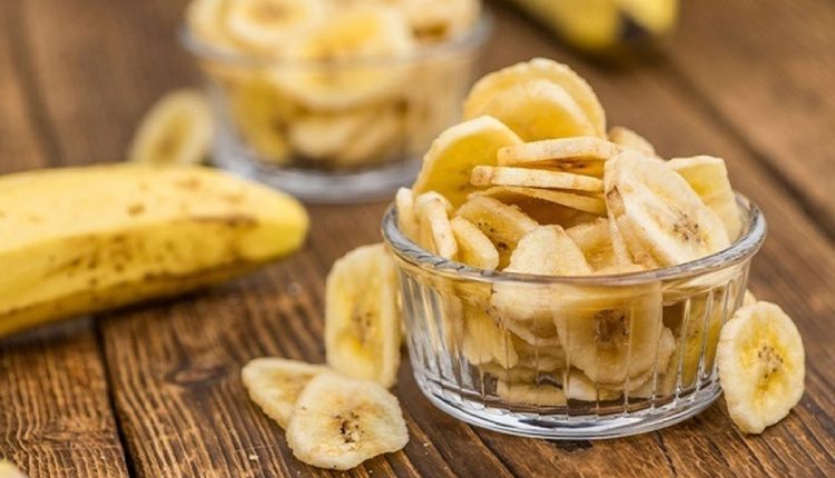 موز-در-رنگ_های-مختلف-سبز،-زرد-با-لک-های-قهوه-ای،-زرد-کامل-چه-خواصی-دارد؟