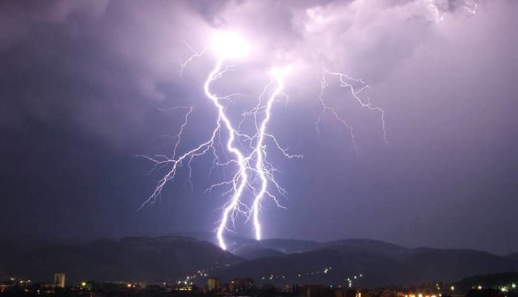 بارش-باران-و-رعد-و-برق-در-برخی-استان-های-کشور-1.