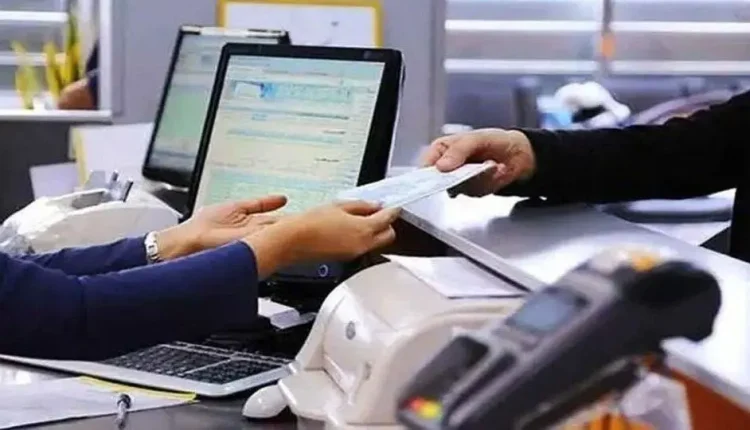 ساعت-کاری-بانک_ها-در-مهر-۱۴۰۴-چند-است