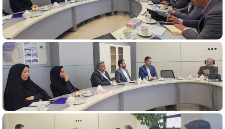 جلسه‌ی طرح پژوهشی تجزیه و تحلیل مشاغل شهر فرودگاهی امام خمینی