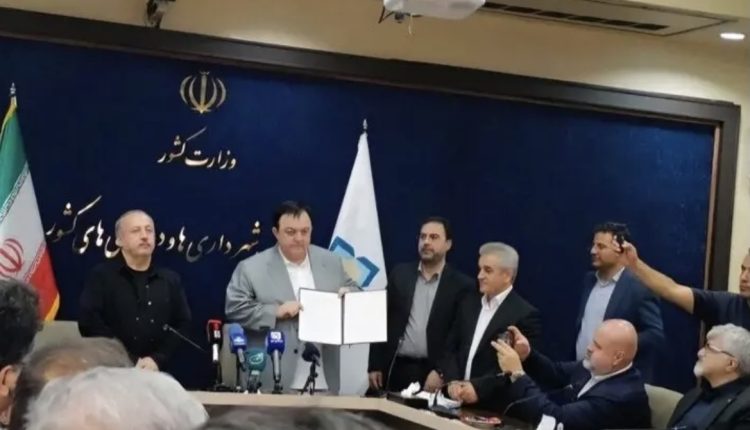 امضای تفاهم‌نامه الحاقی توسعه ناوگان حمل‌ونقل عمومی