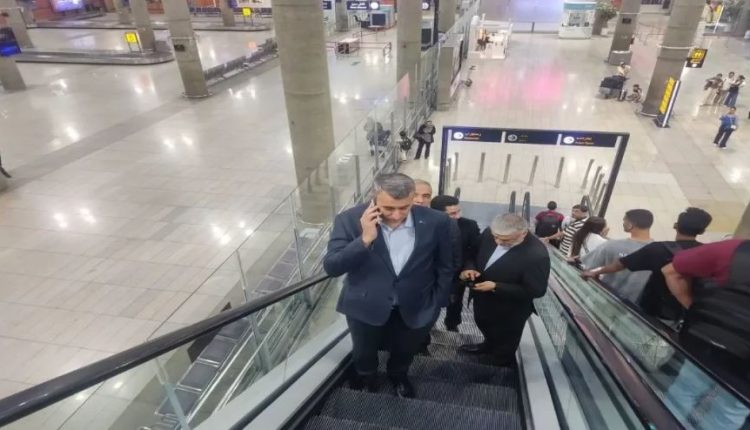 حضور میدانی مدیرعامل شهر فرودگاهی امام خمینی(ره) در ترمینال شماره یك