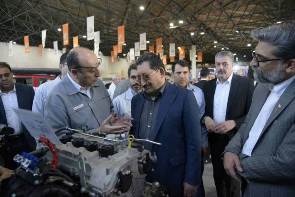 بازدید وزیر صنعت از سایپا